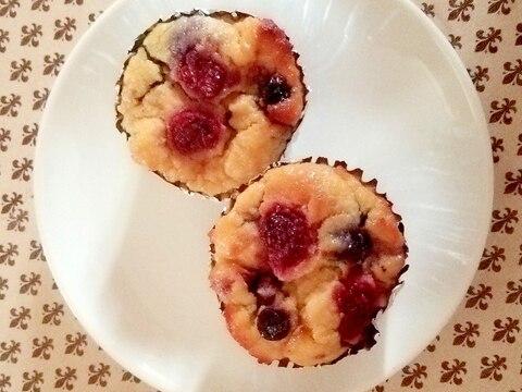 リコッタチーズ、おから、ミックスベリーのマフィン